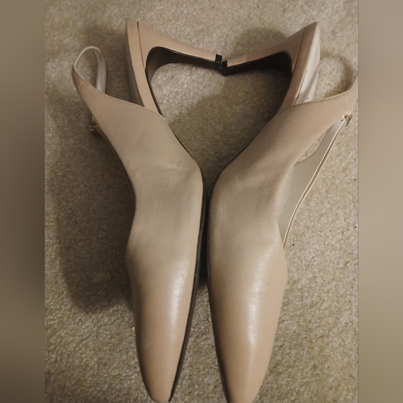 Cole Haan Womens  Go-To Pumps Slingback Kitten Heel Beige Leather Pointed 10B FL - Picture 2 of 6